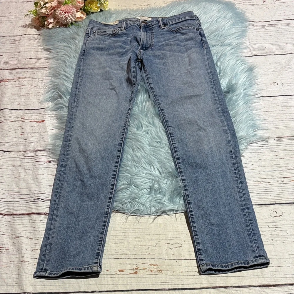 Abercrombie & Fitch Light Blue Stretch Super Skinny Jeans sz 31X30
